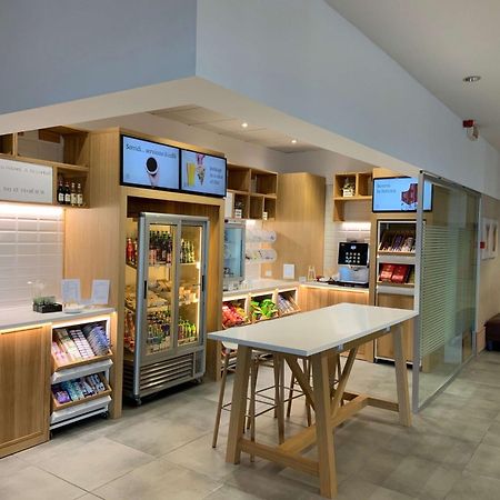 Hilton Garden Inn Rome Airport Fiumicino Bagian luar foto