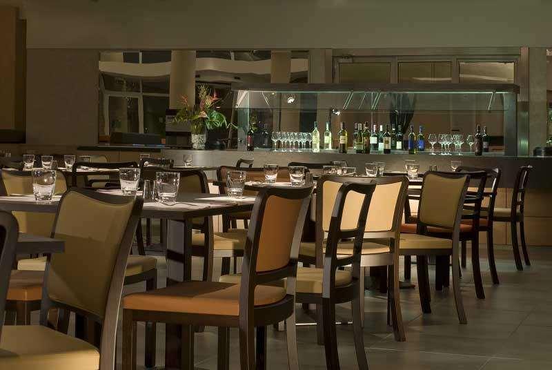 Hilton Garden Inn Rome Airport Fiumicino Restoran foto