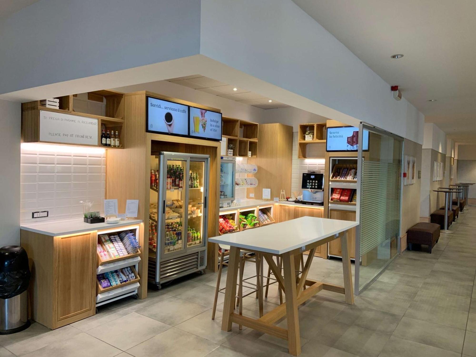 Hilton Garden Inn Rome Airport Fiumicino Bagian luar foto