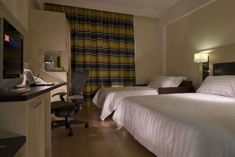 Hilton Garden Inn Rome Airport Fiumicino Ruang foto